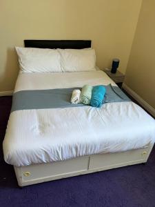 Voodi või voodid majutusasutuse Lucruios villa single room 2 toas +1 foto