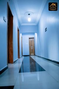 Φωτογραφία από το άλμπουμ του Chambre privée dans appart à Bafoussam Diengdam proche agence BlueBird σε Bafoussam