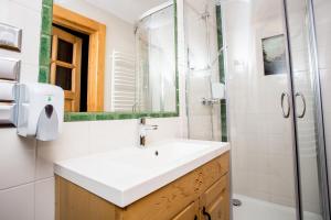 Kúpeľňa v ubytovaní Najlepszy Widok apartamenty