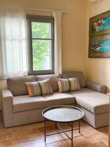 Χώρος καθιστικού στο Overstay Pelion