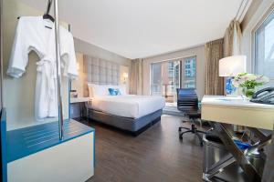 Katil atau katil-katil dalam bilik di Hotel BLU