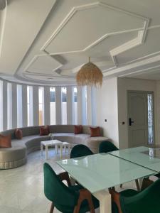 Χώρος καθιστικού στο Oceanbreeze Villa Achakar