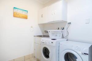 Φωτογραφία από το άλμπουμ του Hidden Gem at Mudjimba - Walk to Cafes & Surf Beach σε Mudjimba