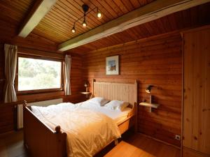 Gallery image of Quaint Chalet, Bernister, cleaning included in Bernister