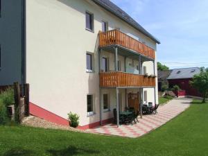 Ảnh trong thư viện ảnh của Home in Burg Reuland with Sauna, Terrace, cleaning included ở Burg-Reuland +31 ảnh