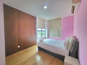Postel nebo postele na pokoji v ubytování Roxy Hotel & Apartments