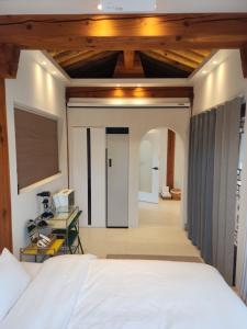 Gallery image of Hanokstay Gyeongju in Gyeongju