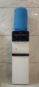 Kuchyň nebo kuchyňský kout v ubytování V R S Luxury AC Dormitory