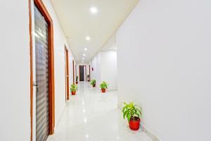 Fotografie z fotogalerie ubytování Super Townhouse OAK Santosh Nagar Hyderabad v destinaci Surūrnagar