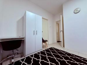 Postel nebo postele na pokoji v ubytování Private Room Ipoh Centre - Stay with host