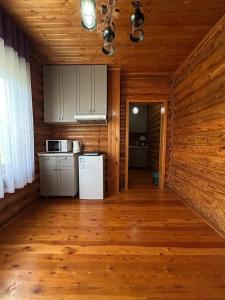 Galeriebild der Unterkunft Ne Dacha Недача in Karakol + 6 Fotos