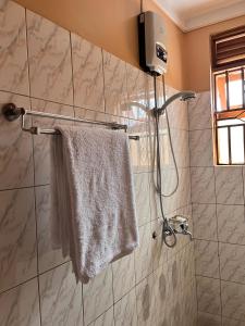 Ένα μπάνιο στο Flo Mcc