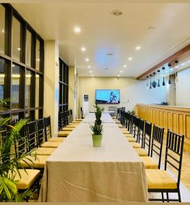 Viðskiptasvæði og/eða fundarherbergi á Hotel Gulmohar