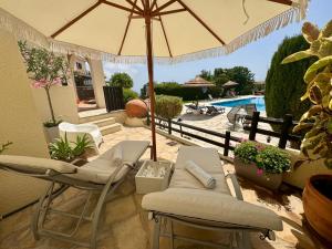 Bazén v ubytování Olive Apartment nebo v jeho okolí