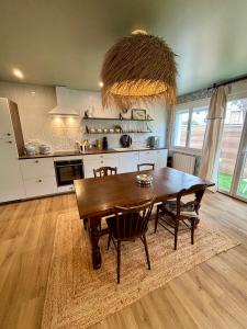 Kuchyň nebo kuchyňský kout v ubytování Charme !Appartement plein centre plage à pieds Parking