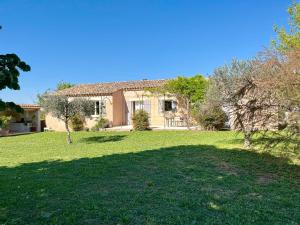 Κήπος έξω από το Casa du Luberon