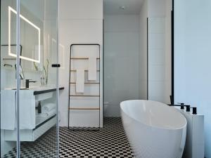 Kúpeľňa v ubytovaní Hotel Indigo Warsaw Nowy Świat by IHG