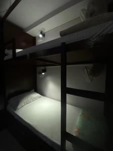 Postel nebo postele na pokoji v ubytování New Frezon hostel