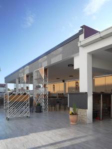 Balkón nebo terasa v ubytování Hotel Admiral Vinkovci + 34 fotografií
