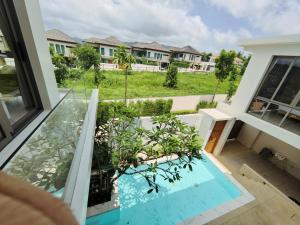 Piscina a 云栖别院 Cloudrest Villa o a prop