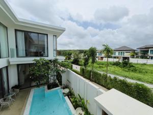 Piscina a 云栖别院 Cloudrest Villa o a prop