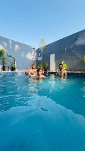 Bazén v ubytování Seaside Stay nebo v jeho okolí
