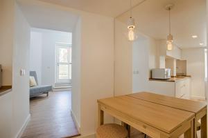 Η κουζίνα ή μικρή κουζίνα στο BmyGuest - Mouraria Central Apartment I