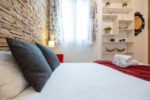 Posteľ alebo postele v izbe v ubytovaní Charming Malaga Stay Walk to Top Sights