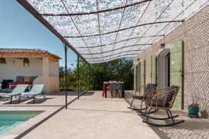 Πισίνα στο ή κοντά στο Bastide 13 couchages - PADEL - juillet-Août à la semaine - Domaine de la Louve