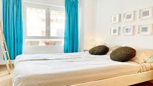 Postel nebo postele na pokoji v ubytování R-9552 apartamento sunny santa pola