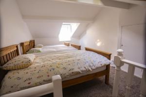 Postel nebo postele na pokoji v ubytování 2-Bed Apartment Sleeps 6 8-min walk to Centre