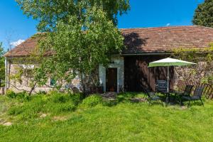 Zahrada ubytování ROSE COTTAGE (sleeps 4)