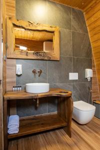 Koupelna v ubytování Altus Highland Lodges