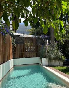 The swimming pool at or close to Casa La Aldaba