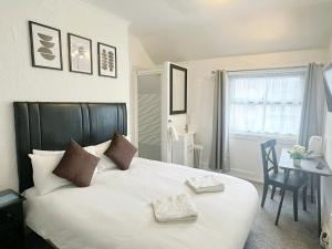 Ένα ή περισσότερα κρεβάτια σε δωμάτιο στο Kipps Brighton +12 φωτογραφίες