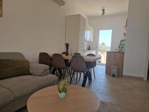 Χώρος καθιστικού στο Villa Spritz +11 φωτογραφίες