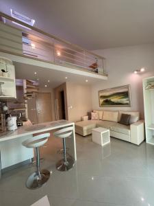 Kuchyňa alebo kuchynka v ubytovaní Villa Jani Top Floor Suite
