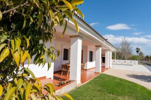 The building in which the holiday home is located