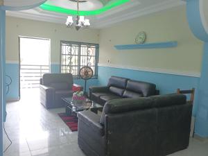 Gallery image of Sky Blue VIP Guest House - Buea in Buea +5 photos