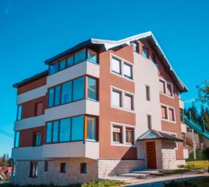 an image of a building at Peace & green in Žabljak