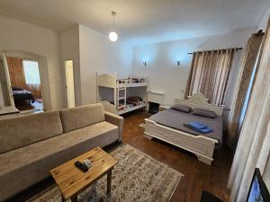 Postel nebo postele na pokoji v ubytování Aeria rooms Himare