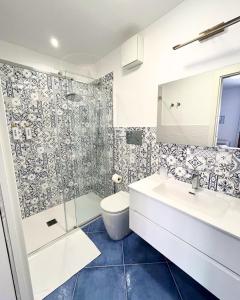 Et badeværelse på OiKos Design