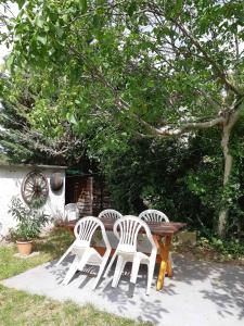 Vonkajšia záhrada v ubytovaní Holiday home in Gyenesdias - Balaton 43113