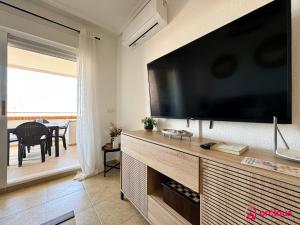 TV a/nebo společenská místnost v ubytování Luz de Mar