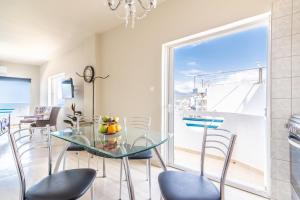 Fotografie z fotogalerie ubytování Seaside Studio with View in the Heart of city v destinaci Hersonissos