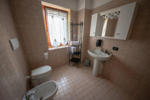 Foto dalla galleria di appartamento ridehome2 a Commezzadura Altre 2 foto