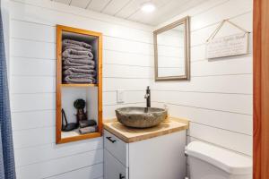 Foto sihtkohas Apple Valley asuva majutusasutuse Aloha Tiny Home galeriist