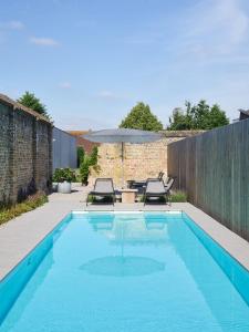 Piscina di Notarishuys "Pure Hotel" o nelle vicinanze