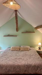 Postel nebo postele na pokoji v ubytování Détente aux beaumonts + 5 fotografií