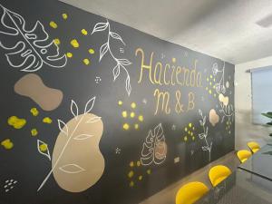 ภาพในคลังภาพของ Hacienda M&B Perfect for Groups, with Pool and Spacious Patio ในเบกาบาฆา